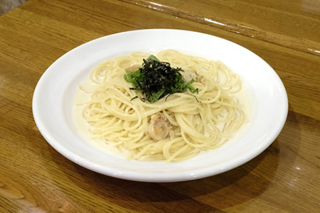 ホタテのウニクリームパスタ　850円